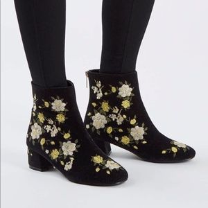 Topshop - Floral Embroidered Velvet Ankle Boots